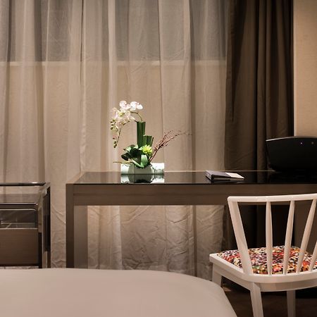 Paco Hotel Dongpu Guanghzou -Free Shuttle Bus For Canton Fair Exteriör bild