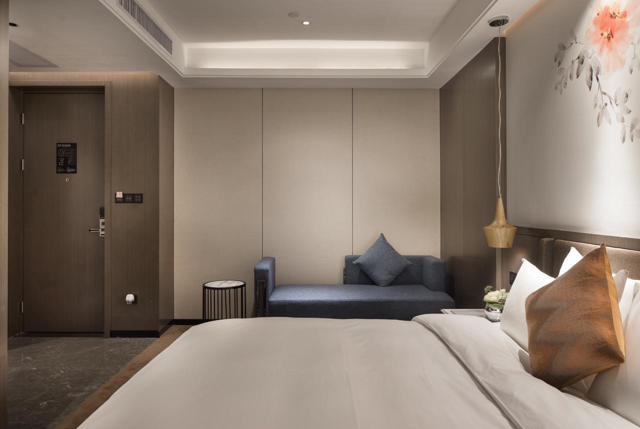 Paco Hotel Dongpu Guanghzou -Free Shuttle Bus For Canton Fair Exteriör bild